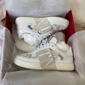 Valentino Sneakers